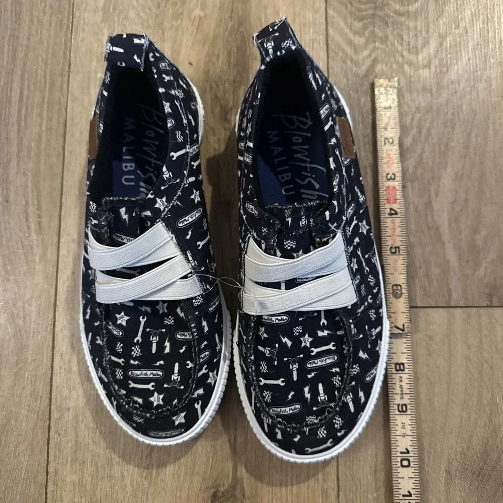 Blowfish Malibu Kids Boys Motor Club Slip On Racing‎ Flag Tools Sneaker Size 4